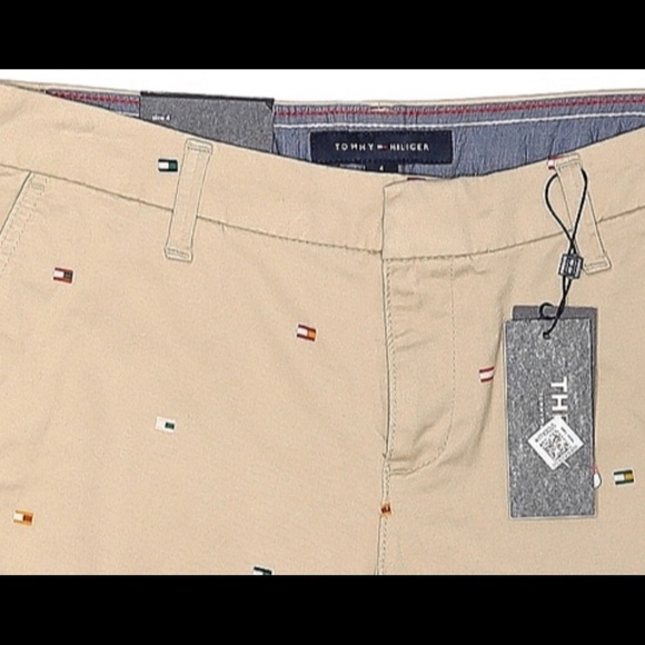 Tommy Hilfiger Hollywood Khaki Tommy Flags All Over Print Chino Shorts 4x16L NWT - Picture 7 of 9